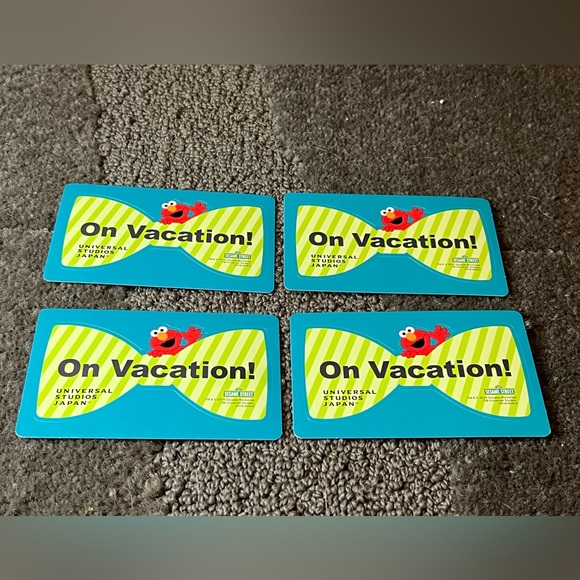 *6 for $10!*Lot of 4 Universal Studios Japan Elmo Bowtie Vacation Sticker Sesame - Picture 1 of 4